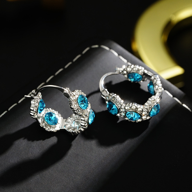 Vintage Charm Earrings - Image 5