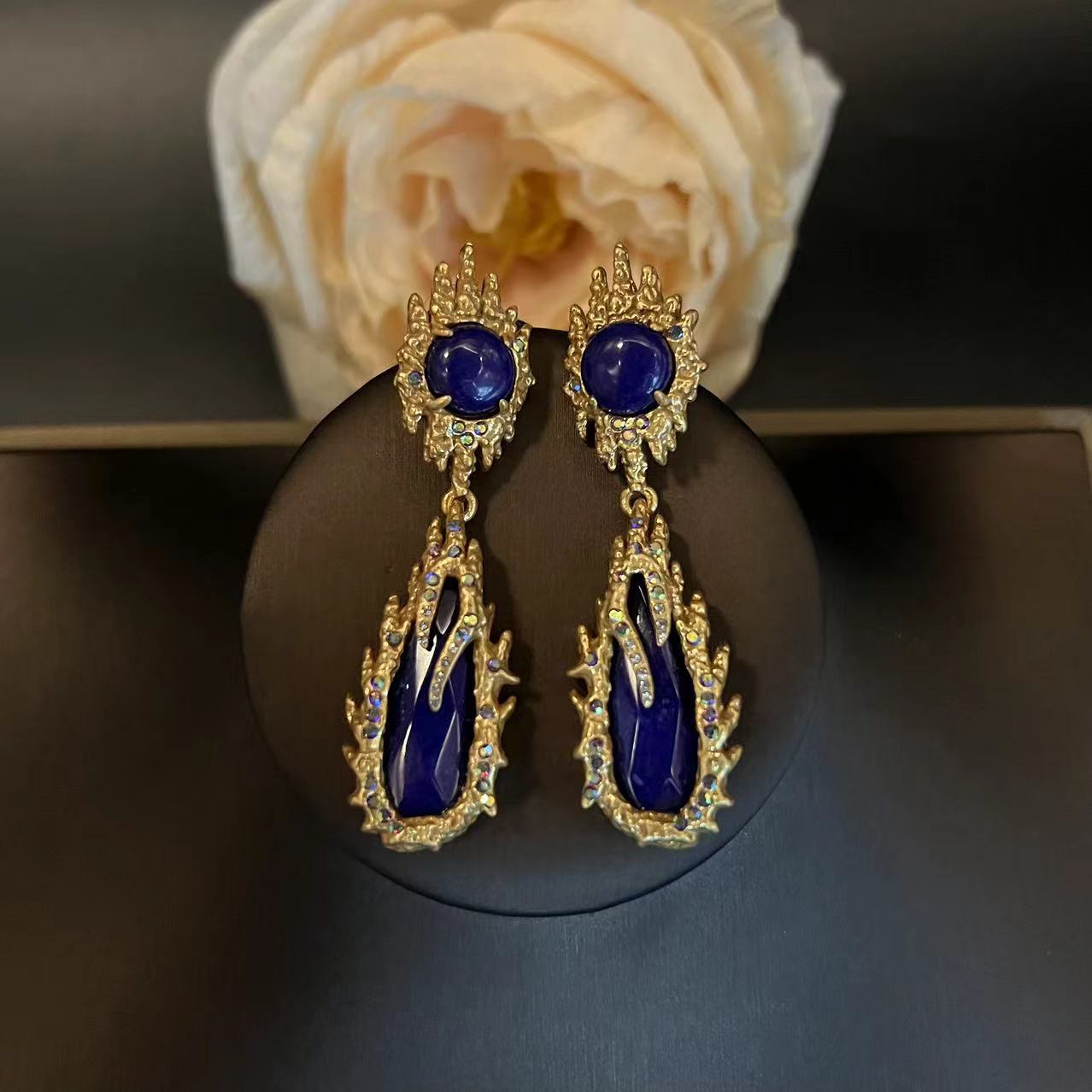 Vintage Charm Earrings - Image 5