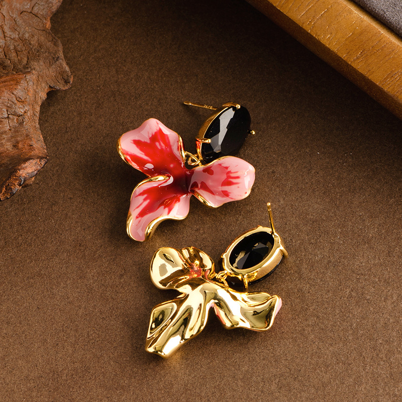 Vintage Charm Floral Studs - Image 3