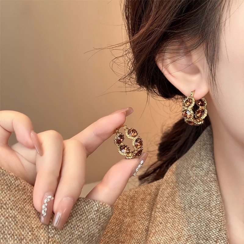 Vintage Charm Geometric Studs - Image 3
