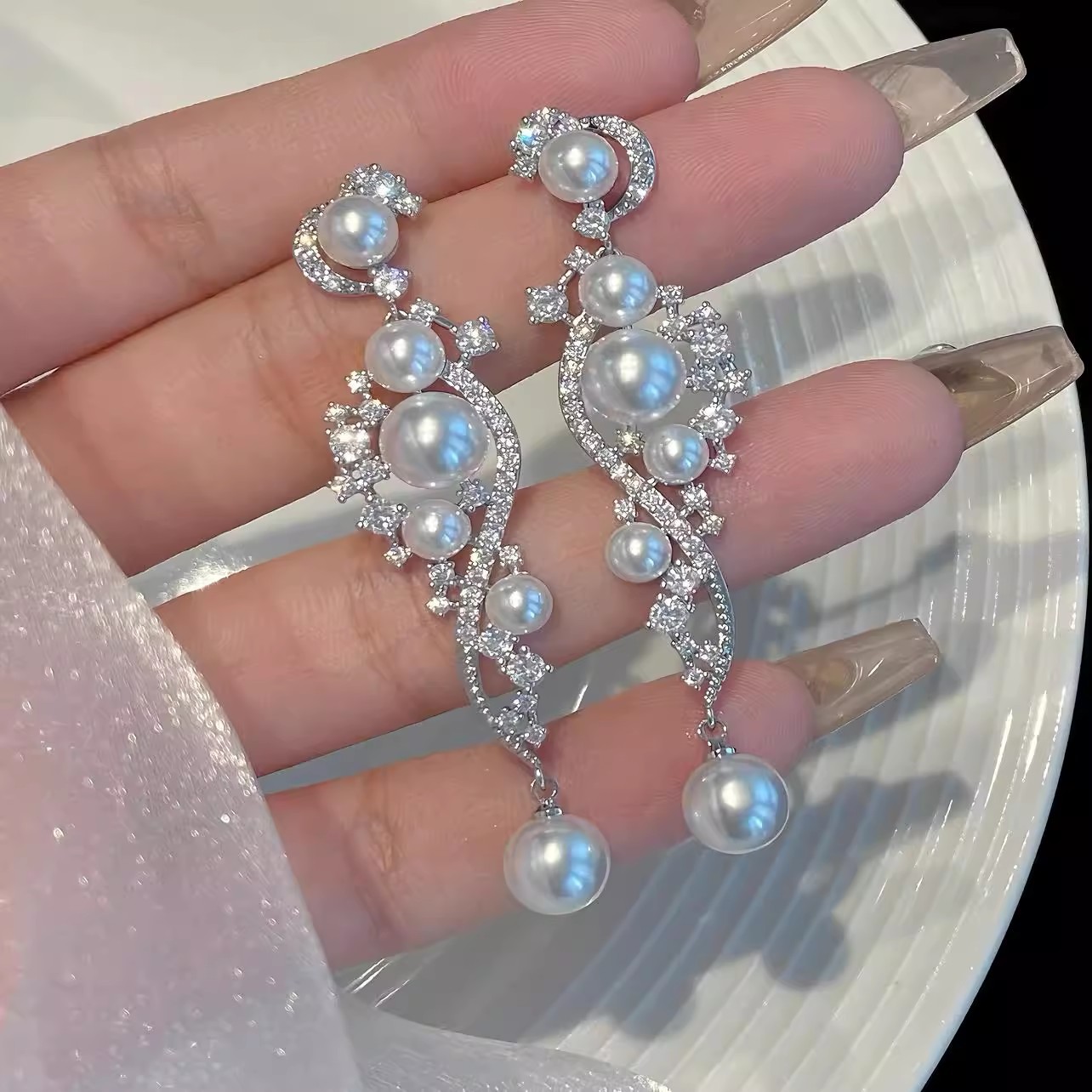 Stellar Glow Pearl Pearl Studs - Image 3