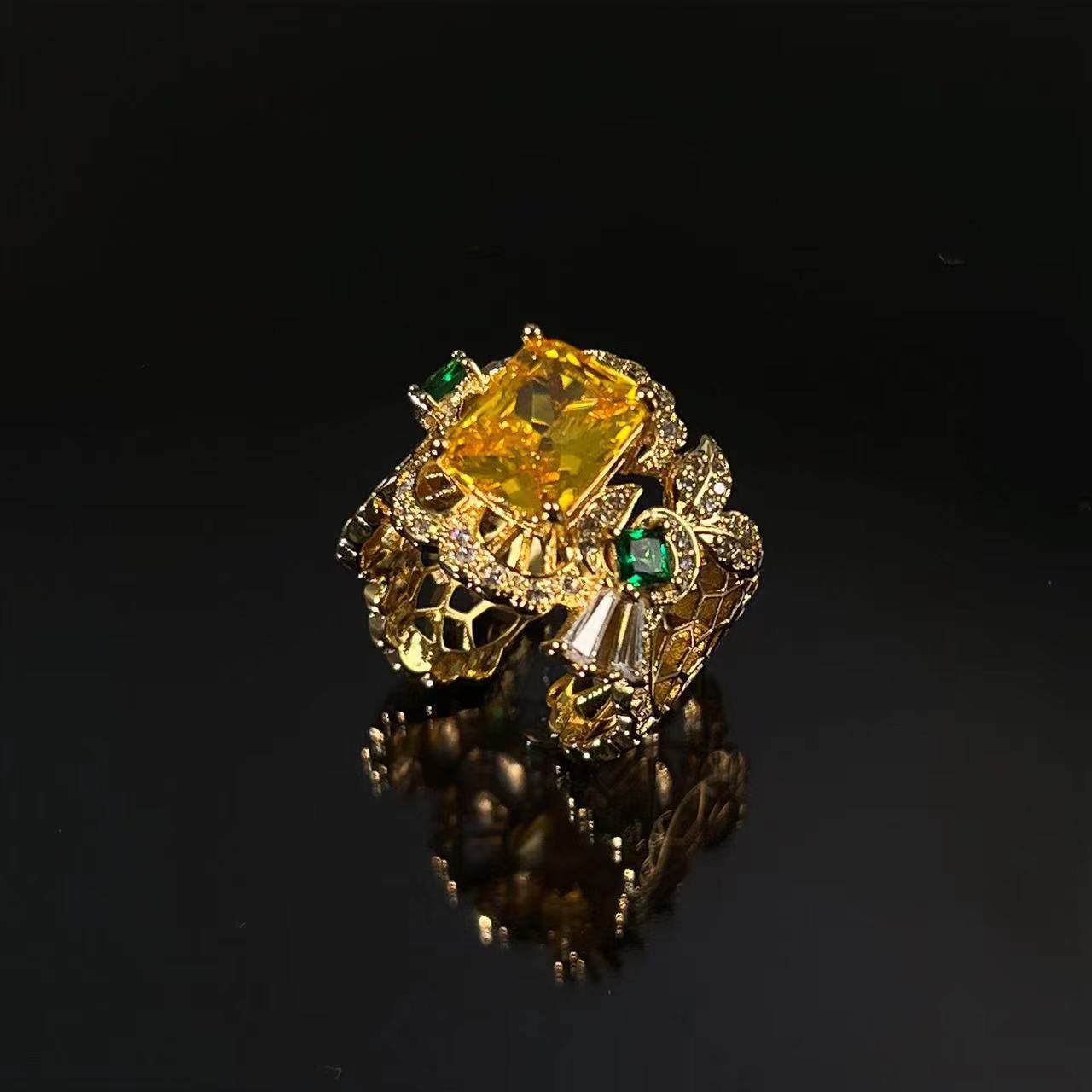 Vintage Charm Ring - Image 3