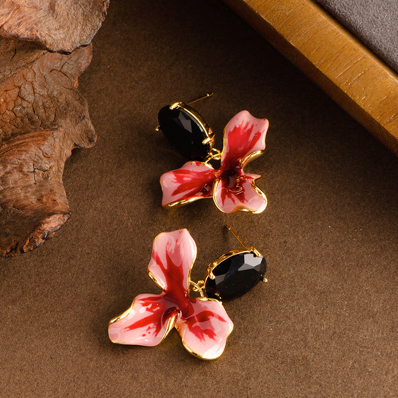 Vintage Charm Floral Studs - Image 4