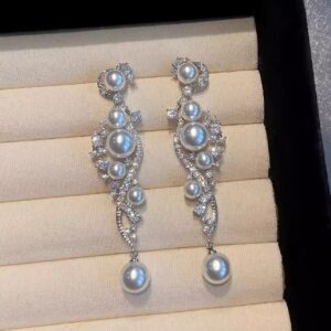 Stellar Glow Pearl Pearl Studs