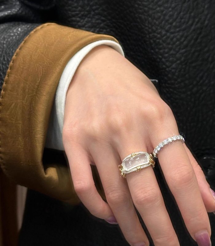 Vintage Charm CZ CZ Ring