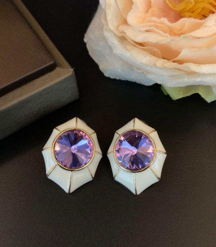 Vintage Charm CZ CZ Studs