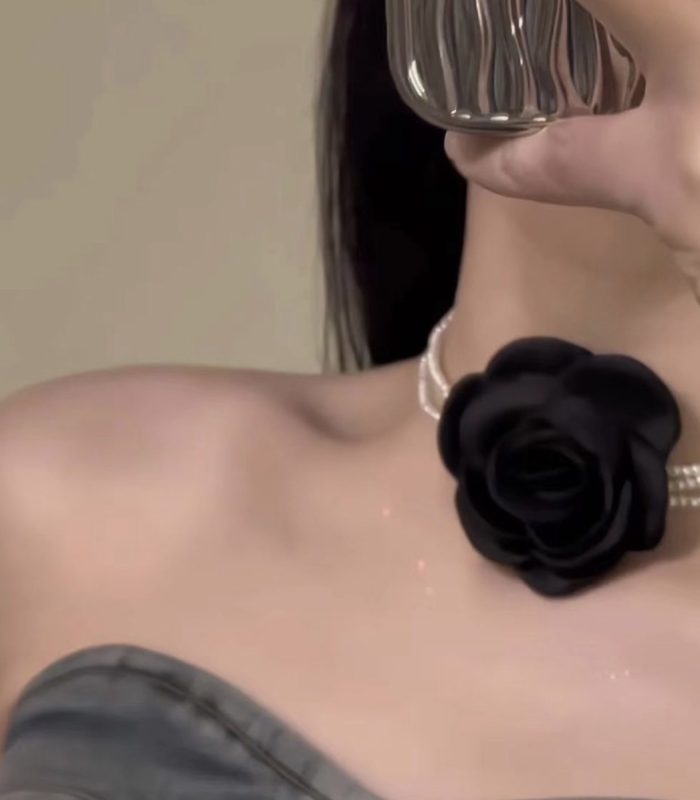 Moonlight Garden Floral Pearl Choker
